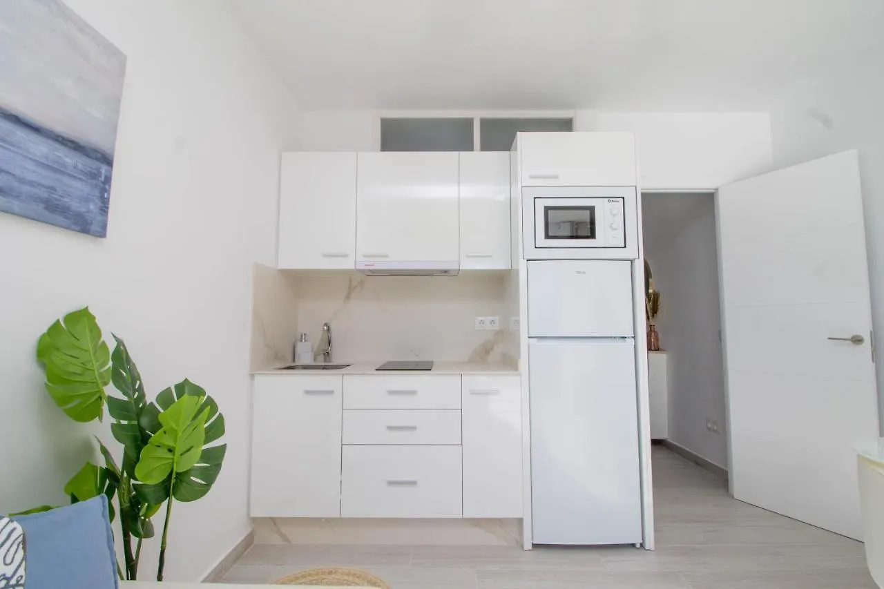 Carihuela Palace 912 By Ivi Real Estate トレモリノス 0*,  スペイン
